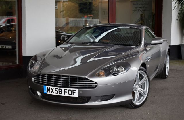 ASTON MARTIN DB9 5.9 V12 470 BHP